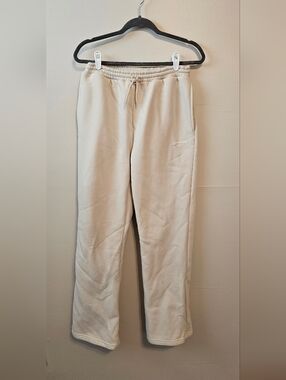 Wild Size Small (Fits Large) Sweat Pants